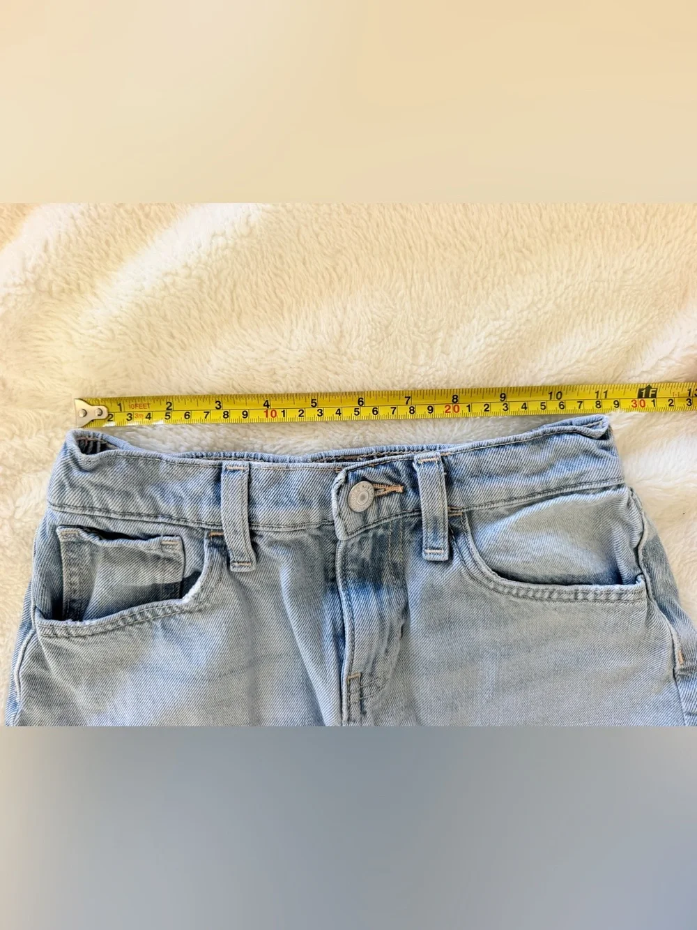 Old Navy Girls High-Waisted Jean Skirt Light Wash Size Large 10-12